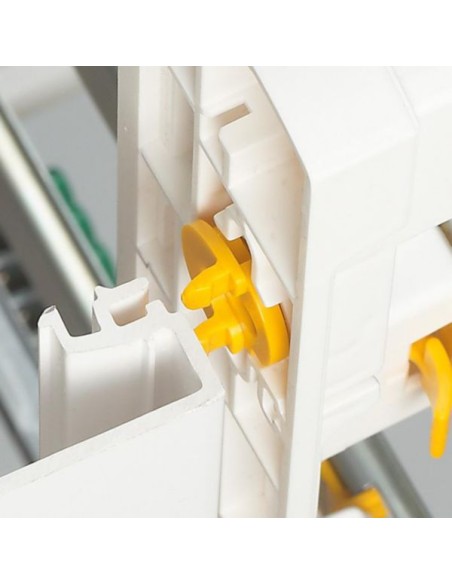 Legrand 401213 - Coffret Drivia 39 modules 3 rangées